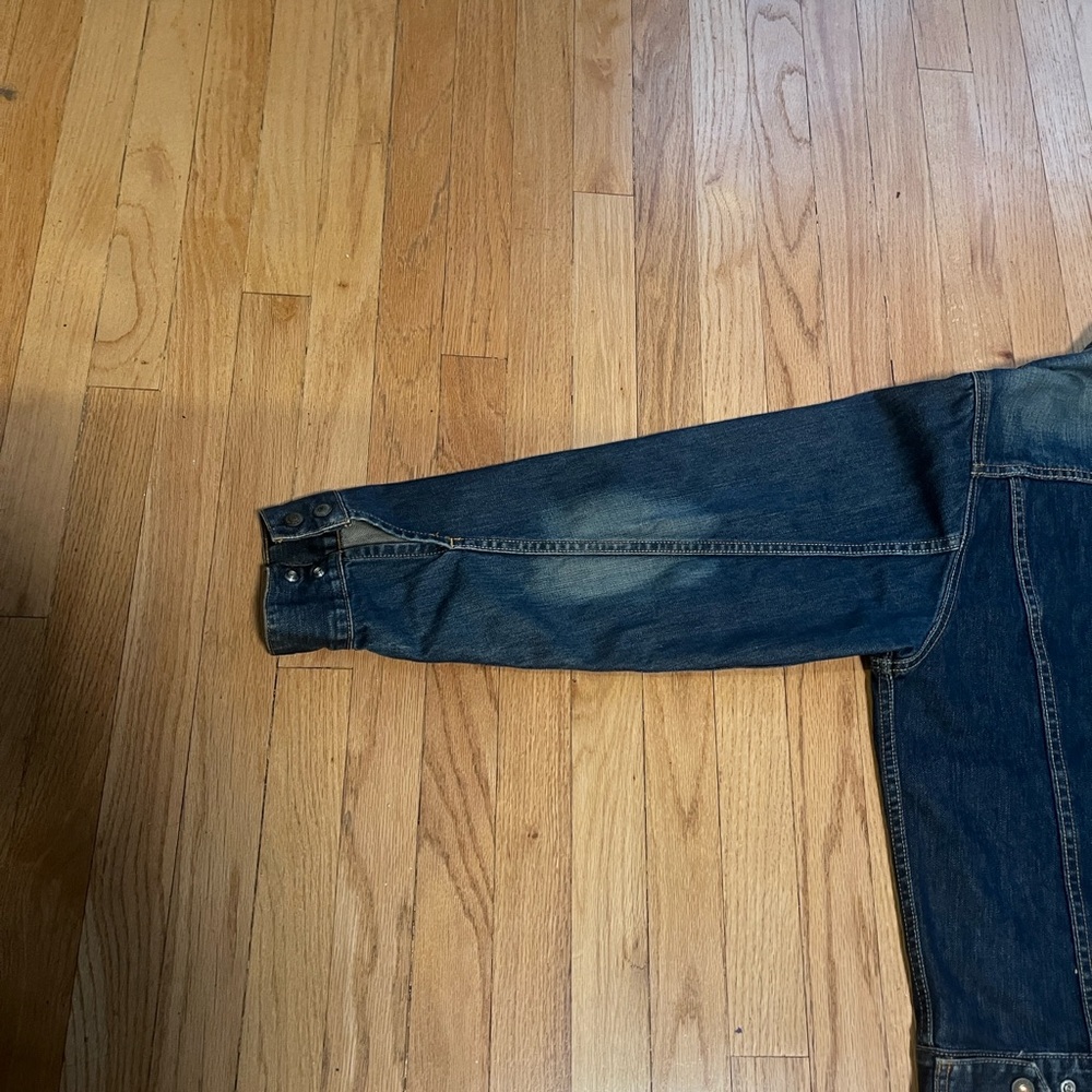 Levi's Classic Blue Denim Collarless Jacket with Tan Stitching - Picture 10 of 13